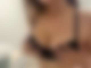 lunachaaaan's Live Sex Cam Show