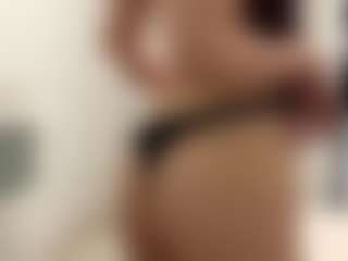 Live cam show with lunachaaaan - Blowjob on Camsoda