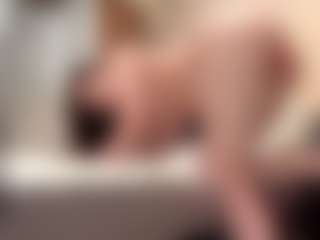 lunachaaaan's Live Sex Cam Show