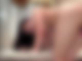 Live cam show with lunachaaaan - Genital Piercings on https://playwithruby.com