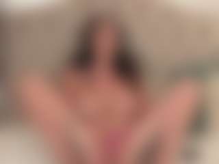 LunaMillerX's Live Sex Cam Show
