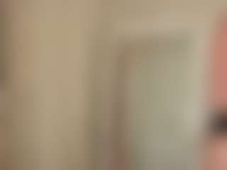 Live cam show with LunaMillerX - Average on Camsoda