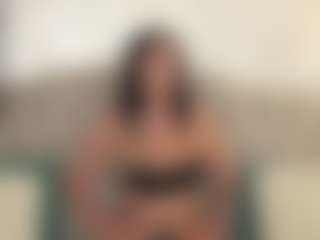 Live cam show with LunaMillerX - Tattoos on SmokeAndPoke