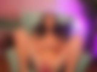 LunaMillerX's Live Sex Cam Show