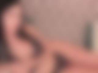Live cam show with LunaMillerX - Tittyfuck on Camsoda