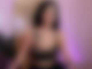 LunaMillerX's Live Sex Cam Show