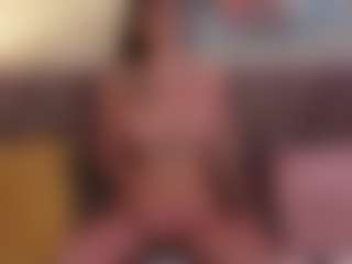 LunaMillerX's Live Sex Cam Show