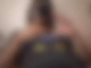 Live cam show with melxiss - Tease on camwithhim.com