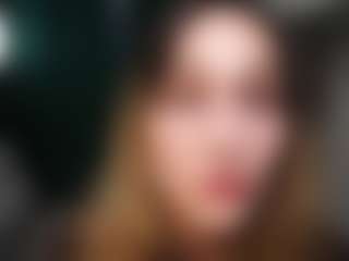 Live cam show with MuoiNisbit - Body Massage on AdultVida.com