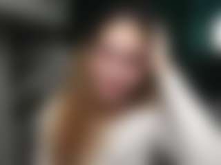 Live cam show with MuoiNisbit - Spank on liverealitysex.com