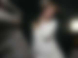 Live cam show with MuoiNisbit - Public on liverealitysex.com
