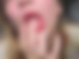 MuoiNisbit's Live Sex Cam Show