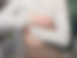 MuoiNisbit's Live Sex Cam Show