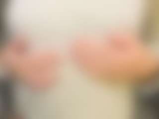 MuoiNisbit's Live Sex Cam Show