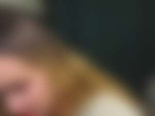 MuoiNisbit's Live Sex Cam Show