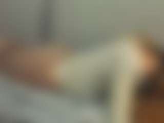 Live cam show with MuoiNisbit - Young Adult on eurowanks.com