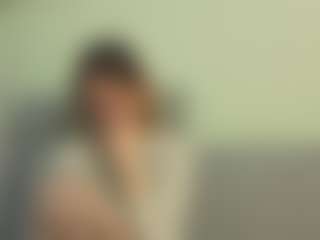 Live cam show with MuoiNisbit - Skinny on dropp.cam