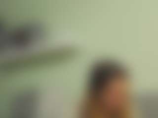 Live cam show with MuoiNisbit - New Petite on Big Tits