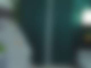 Live cam show with MuoiNisbit - Blonde Hair Petite on Camsoda