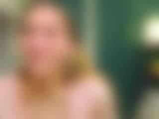 Live cam show with MuoiNisbit - Nipple Piercings on Camsoda