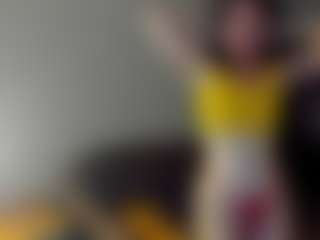 pure-elena MILF-webcamperformer live
