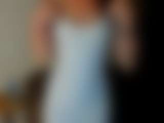 pure-elena MILF webcam performer live streaming