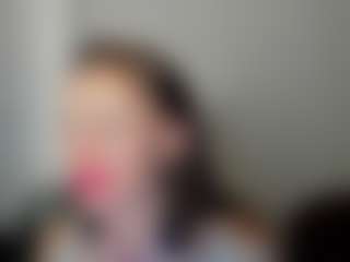 pure-elena MILF webcam performer live streaming