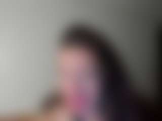 pure-elena MILF webcam performer live streaming