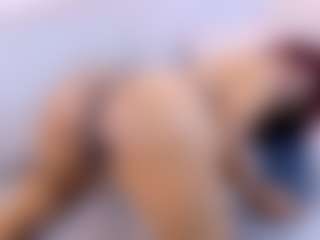 Live cam show with Sahara Fox - New Blowjob on Pornisteam.com