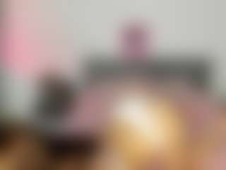 Live cam show with SoMySweetyeeeee - Moaning on xDating