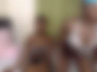VikkiChase's Live Sex Cam Show