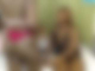 Live cam show with VikkiChase - Shaved Pussy on xxxlivecams.org