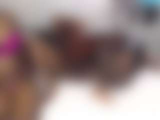 Live cam show with VikkiChase - Dildo on CamwithHer