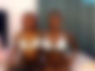 Live cam show with VikkiChase - Big Tits on testsause.com