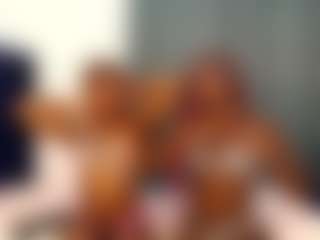 Live cam show with VikkiChase - Doggy Style on TeamSkeetLive