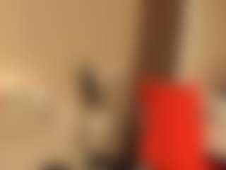 Live cam show with YouMissMe - Thick on CamClone