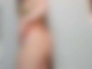 YouMissMe's Live Sex Cam Show