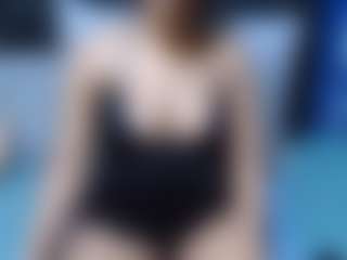 YummyBrowny's Live Sex Cam Show