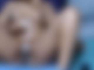 Live cam show with YummyBrowny - Orgasm on AdultVida.com