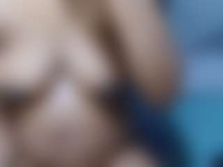 YummyBrowny's Live Sex Cam Show
