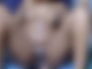 YummyBrowny MILF webcam performer live streaming