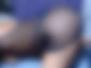 YummyBrowny's Live Sex Cam Show