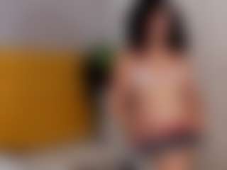 AlessiiaRose's Live Sex Cam Show