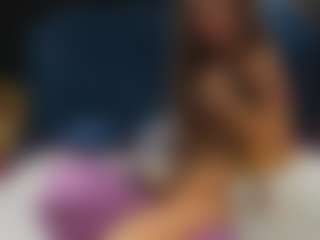 AliceWorn MILF webcam performer live streaming
