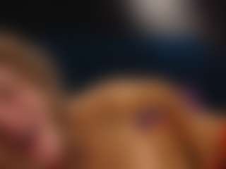 AliceWorn's Live Sex Cam Show