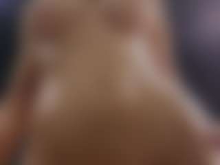 Live cam show with AliceWorn - Game on xxxlivecams.org