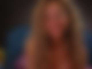 Live cam show with AliceWorn - Green Eyes on parknlotfishbdy