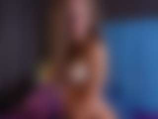 AliceWorn's Live Sex Cam Show