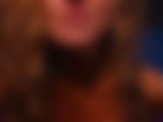 Live cam show with AliceWorn - Blonde Hair Big Tits on Instabang
