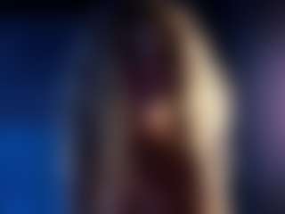 Live cam show with AliceWorn - Athletic Public on sexylive.show